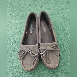 Minnetonka Navy Suede Moccasins 8
